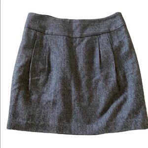 Loft size 10 skirt with pockets, great work skirt with boots